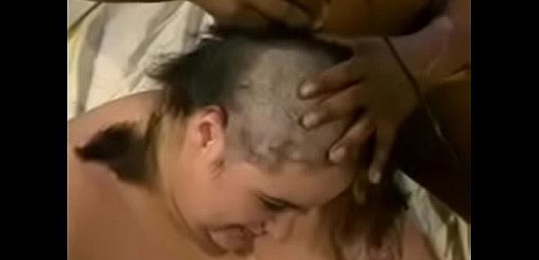  SSBBW HAS HER HEAD SHAVED